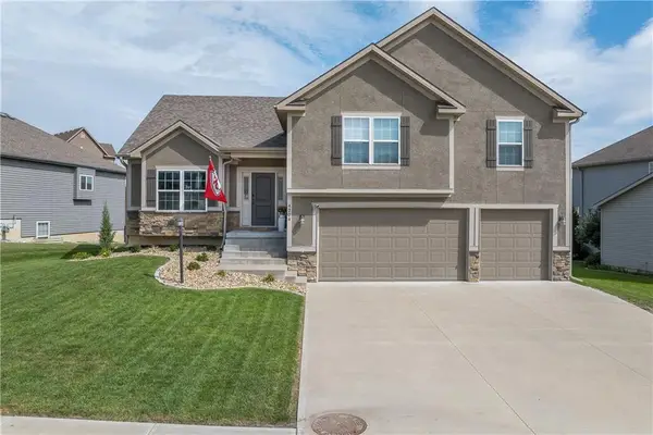 4204 Windward Drive, St Joseph, MO 64505