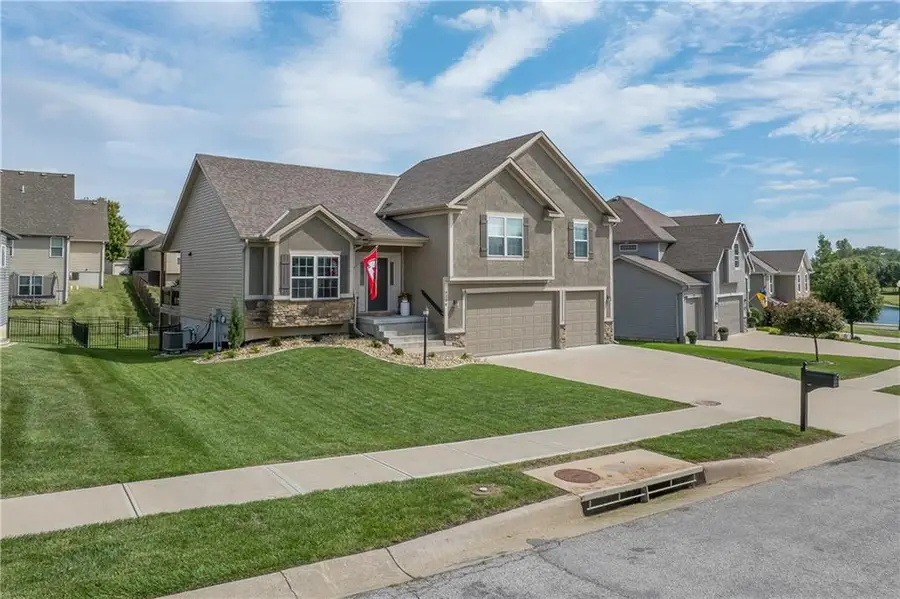 4204 Windward Drive, Saint Joseph, MO 64505 - #2