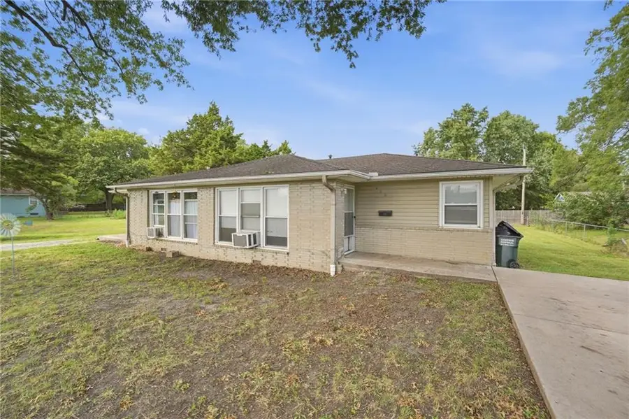 430 and 432 Shawnee Street, Gardner, KS 66030 - #2