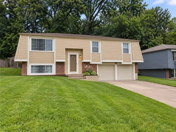 6442 NW 49th Street, Kansas City, MO 64151