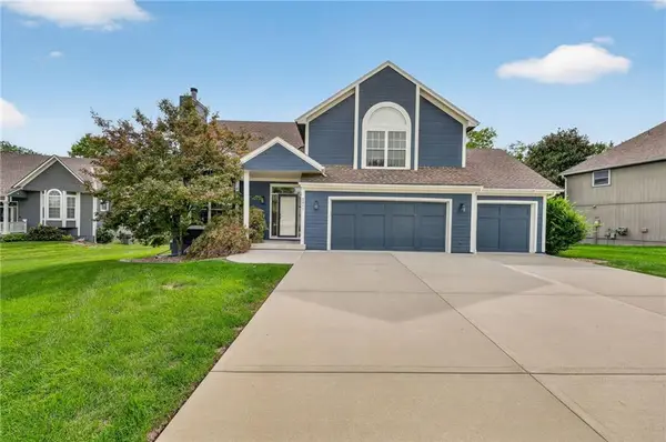2017 Sw Post Oak Road, Lee's Summit, MO 64082