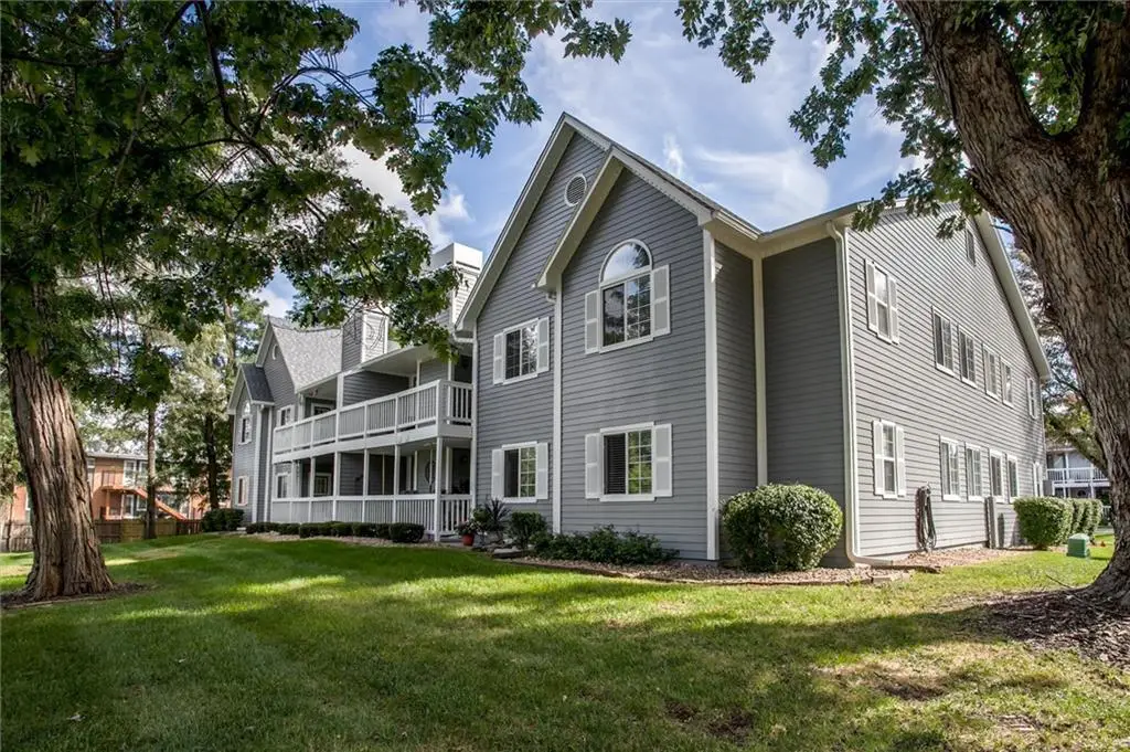 4003 S Chrysler Avenue #6, Independence, MO 64055 - #1