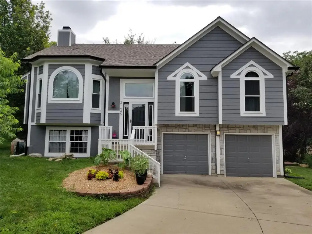 21645 W 122nd Terrace, Olathe, KS 66061 - #1