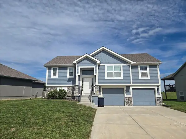 7202 NE 112th Terrace, Kansas City, MO 64118