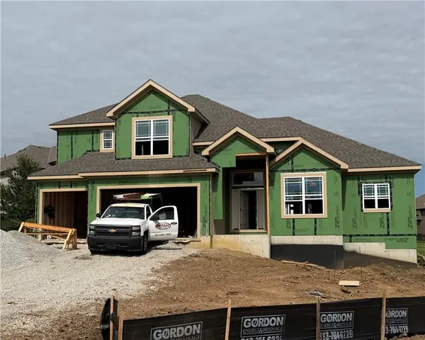 12706 W 171st Terrace, Overland Park, KS 66221
