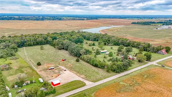 362 SW T Highway, Kingsville, MO 64061