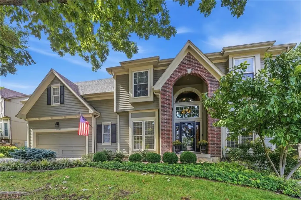 15410 Horton Lane, Overland Park, KS 66223 - #1