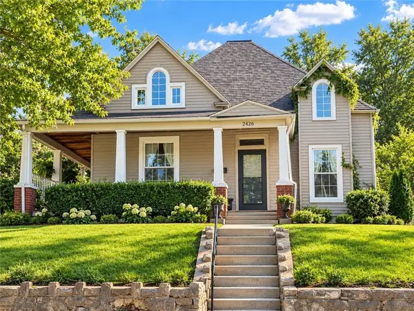 2426 Lafayette Street, St Joseph, MO 64507