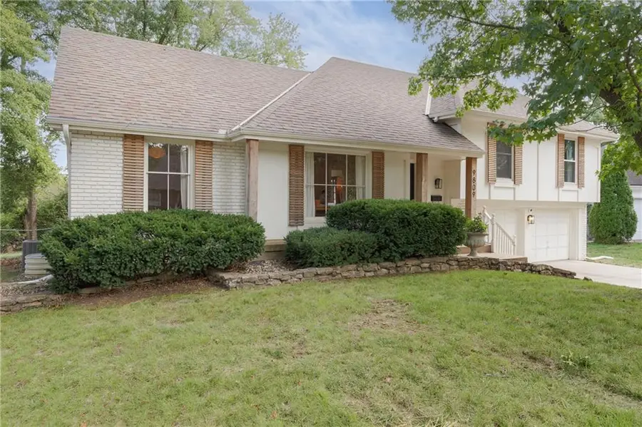 9809 Winslow Place, Kansas City, MO 64131 - #3