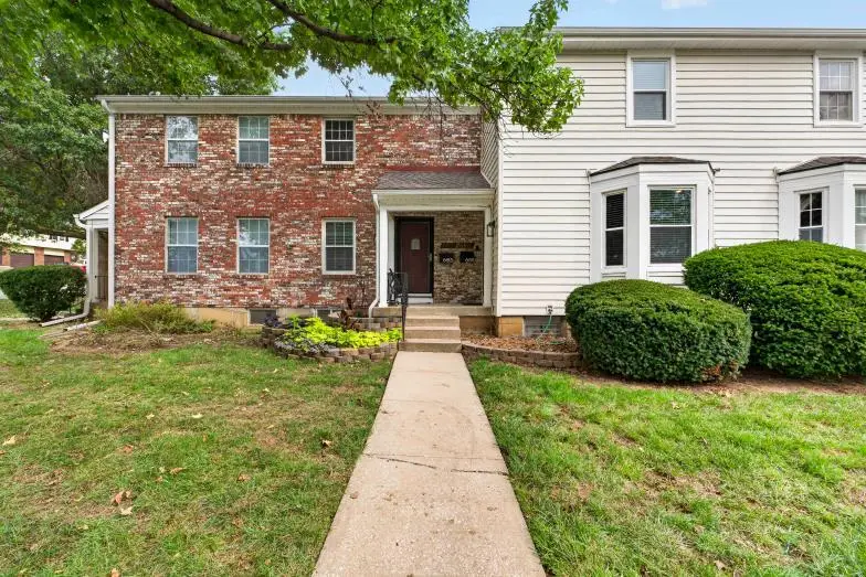 6811 N Askew Circle, Gladstone, MO 64119 - #3