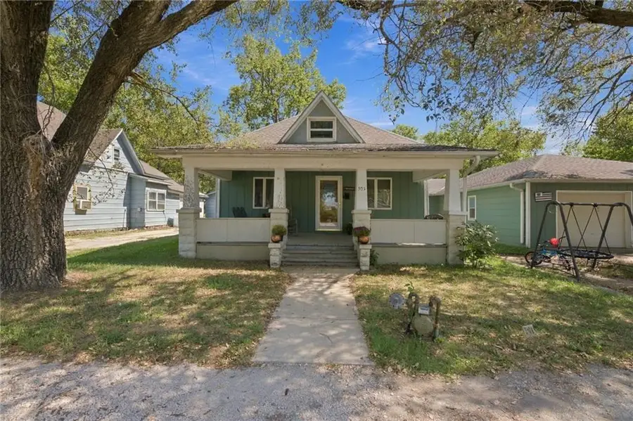 503 N Oak Street, Iola, KS 66749 - #2