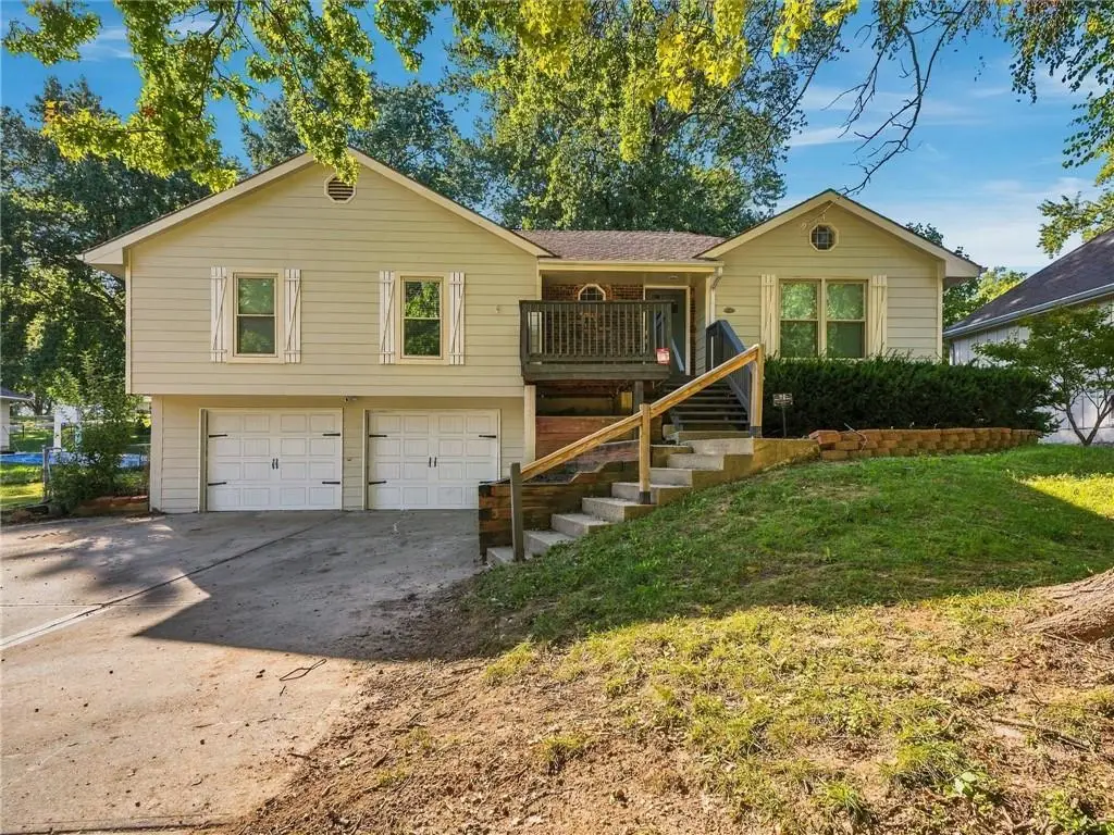 1210 N Withers Road, Liberty, MO 64068 - #1