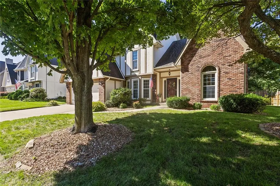 7820 N Olive Street, Kansas City, MO 64118 - #2