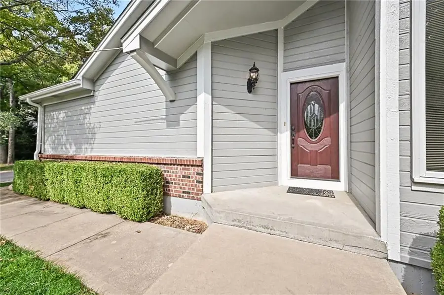 3009 Redwood Drive #B, Independence, MO 64057 - #2