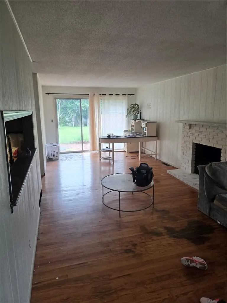 3335 N Chippewa Drive, North Kansas City, MO 64116 - #2