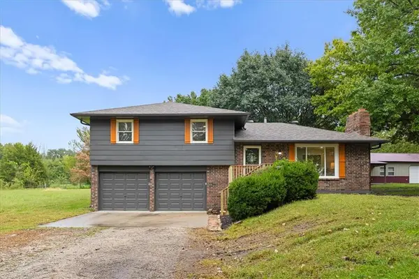 22990 155th Street, Leavenworth, KS 66048