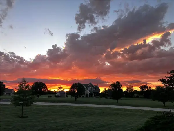 32360 Keystone Drive, Louisburg, KS 66053