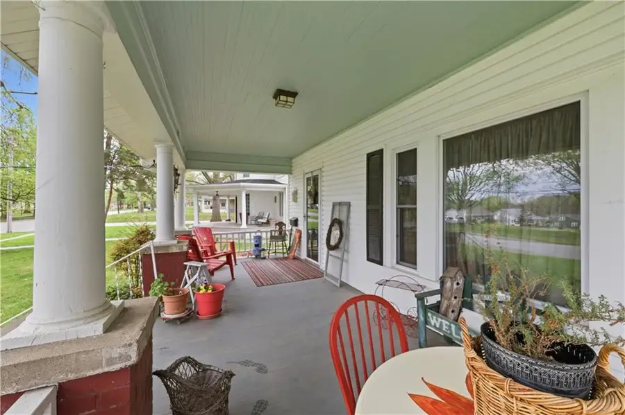 814 N Main Street, Carrollton, MO 64633 - #3