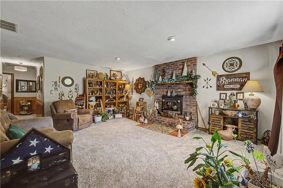 206 N Webster Street, Erie, KS 66733 - #3