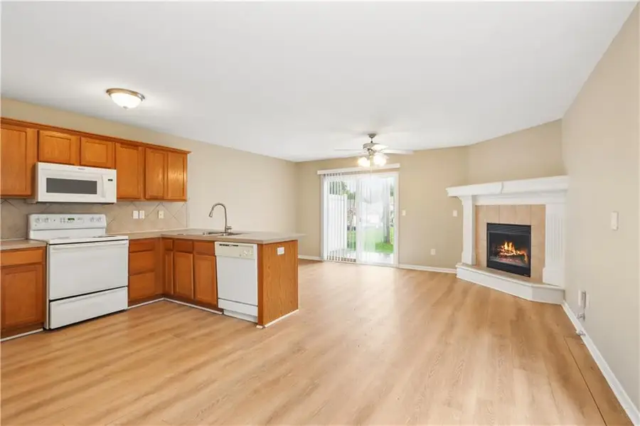 8 NE 95th Court, Kansas City, MO 64155 - #2