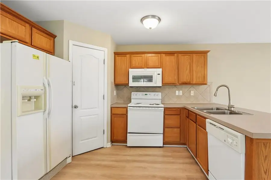 8 NE 95th Court, Kansas City, MO 64155 - #3