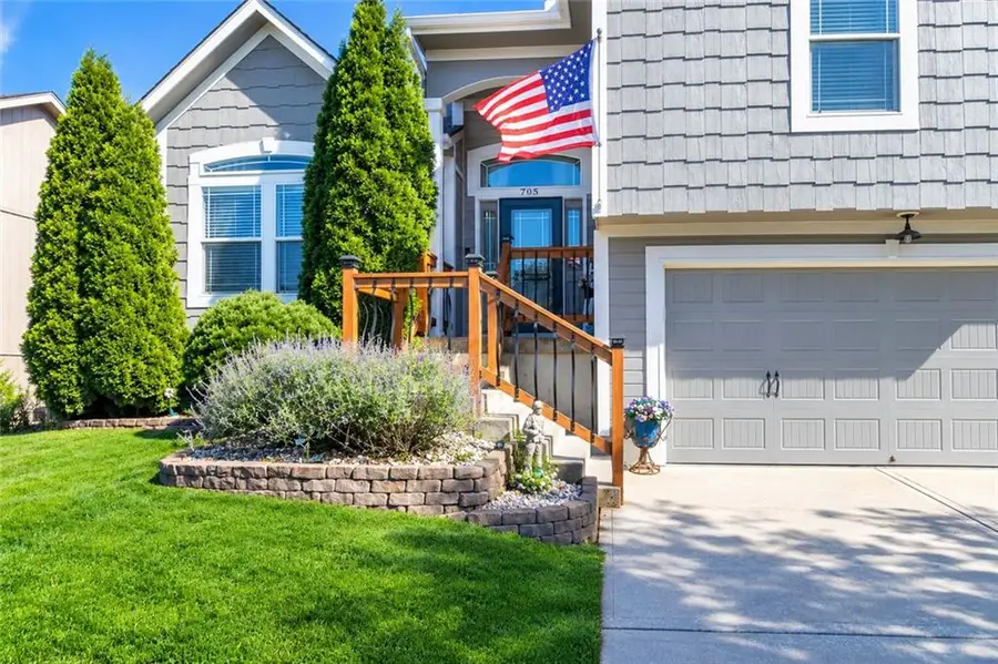 705 18th Circle, Greenwood, MO 64034 - #2