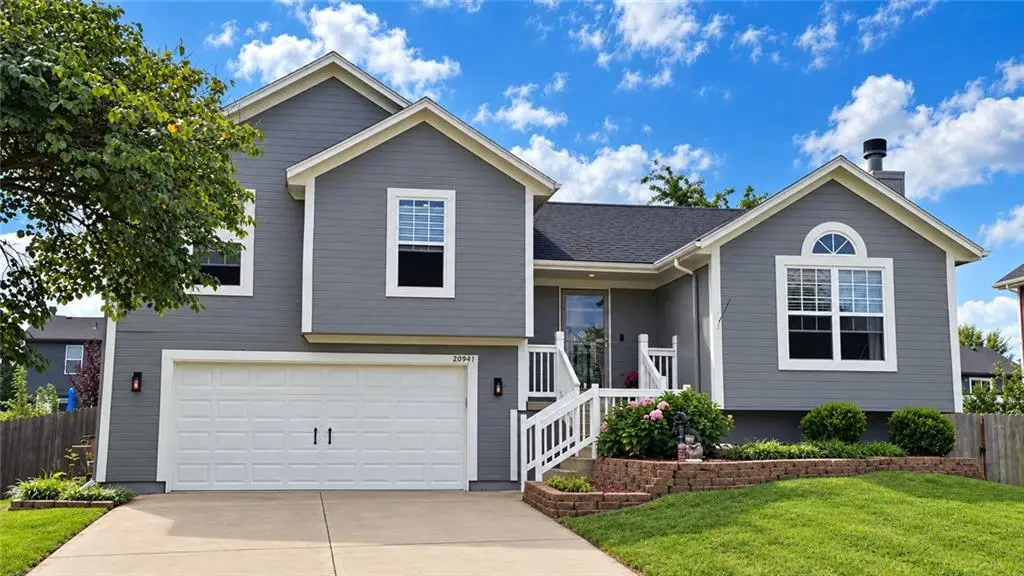 20941 W 226th Street, Spring Hill, KS 66083 - #1
