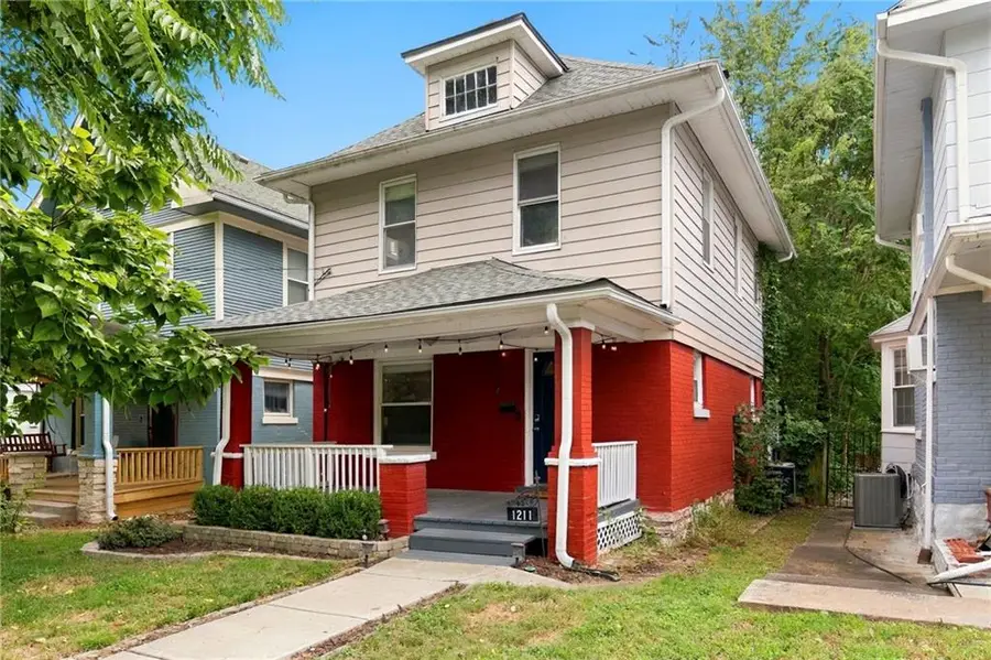 1211 W 40th Street, Kansas City, MO 64111 - #2