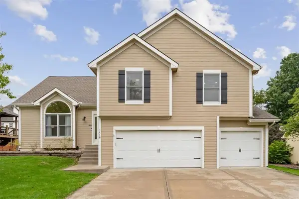 7418 N Sycamore Avenue, Kansas City, MO 64158