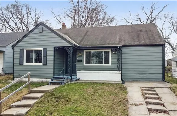 1143 E 65th Street, Kansas City, MO 64131