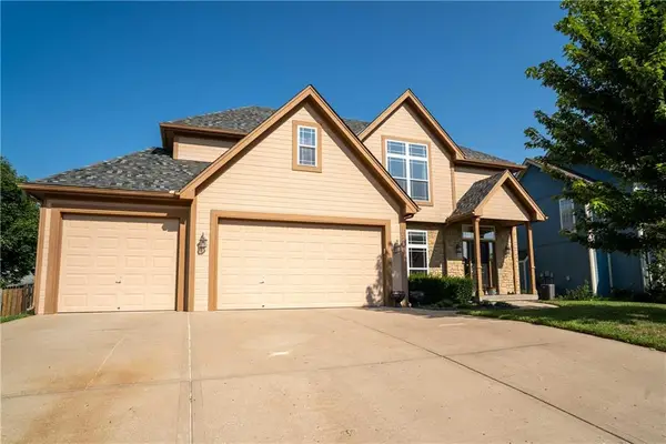 10760 N Laurel Avenue, Kansas City, MO 64157