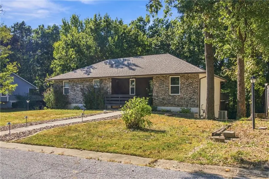 1409 Woodlawn Drive, Warrensburg, MO 64093 - #3