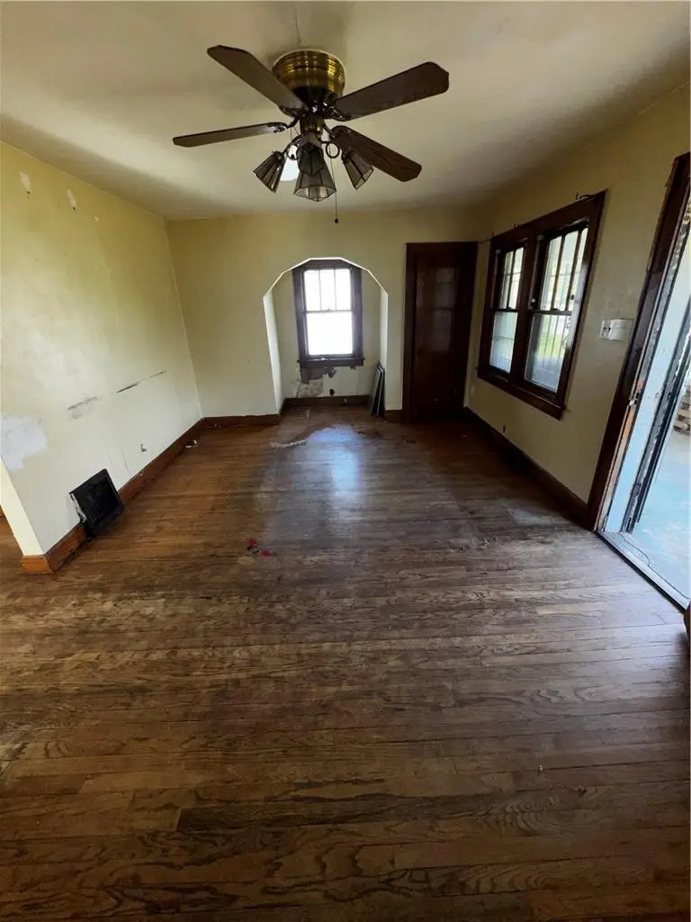 1611 Quindaro Boulevard, Kansas City, KS 66104 - #2