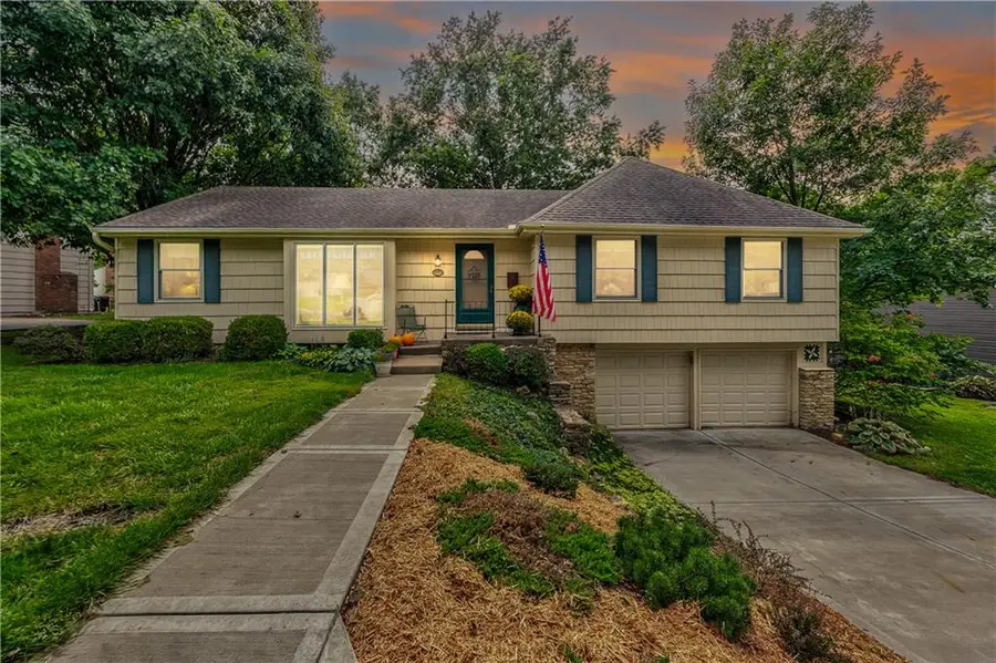 10803 W 98th Street, Overland Park, KS 66214 - #2