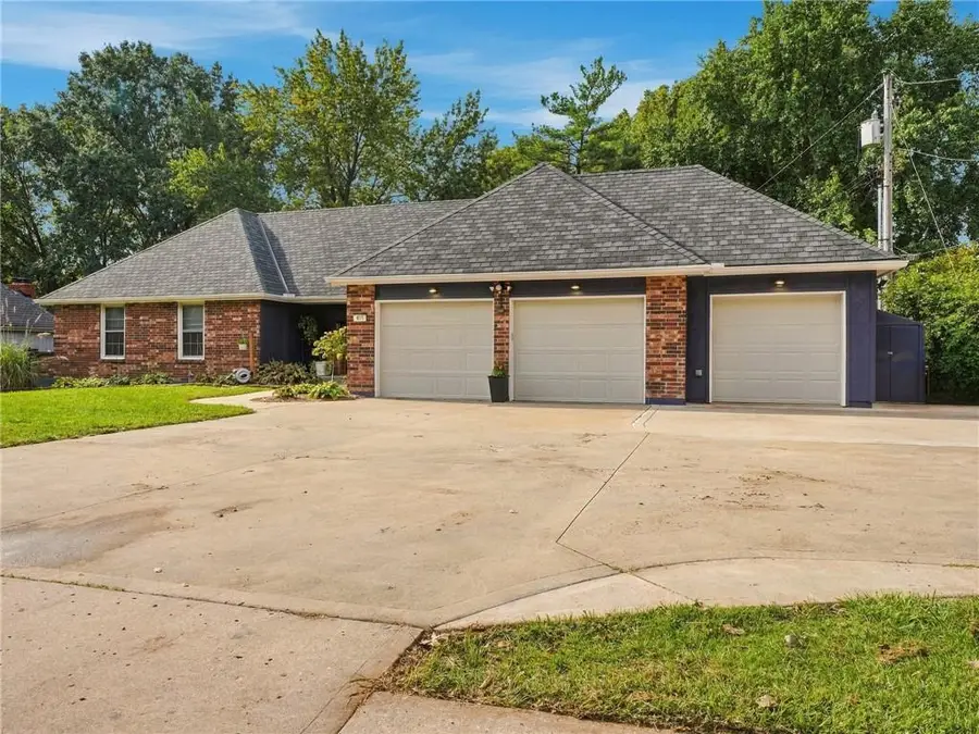 615 Nashua Road, Liberty, MO 64068 - #2