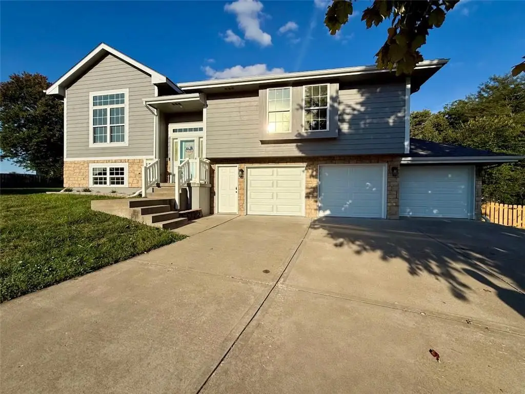2302 Woodland Circle, Kearney, MO 64060 - #1