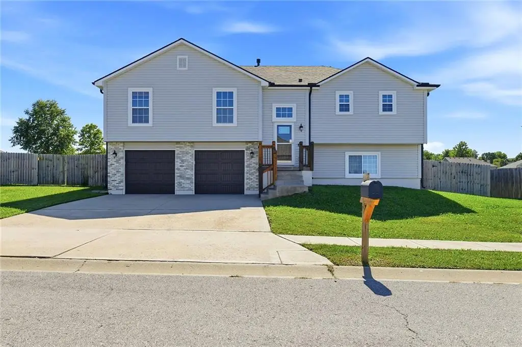 601 SW Tisha Lane, Grain Valley, MO 64029 - #1