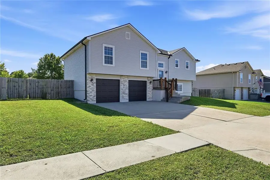 601 SW Tisha Lane, Grain Valley, MO 64029 - #2