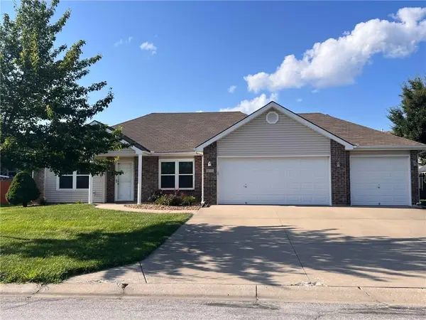 101 Sun Garden Street, Blue Springs, MO 64064