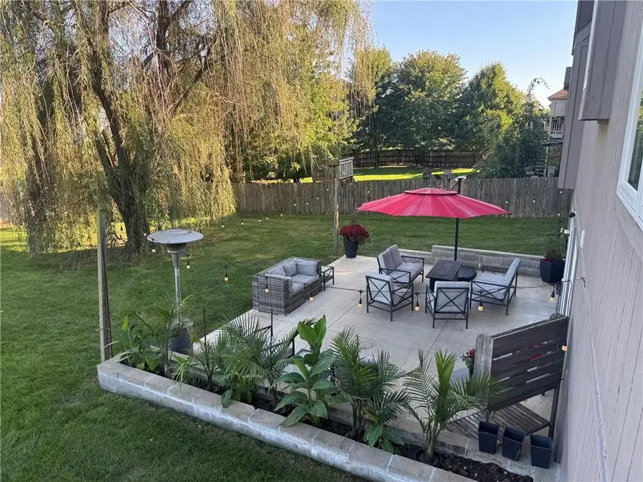 10429 N Lawn Avenue, Kansas City, MO 64156 - #3