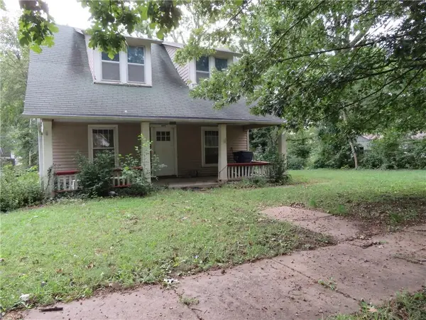 809 Liberty Street, Oskaloosa, KS 66066