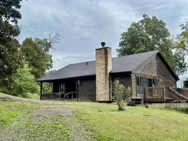 10132 Hickory Road, Ozawkie, KS 66070