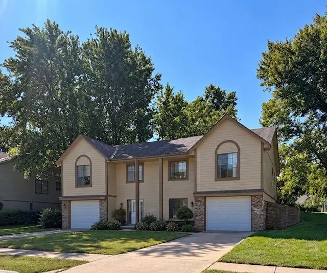 313-315 NW Gibson Road, Lees Summit, MO 64063 - #1