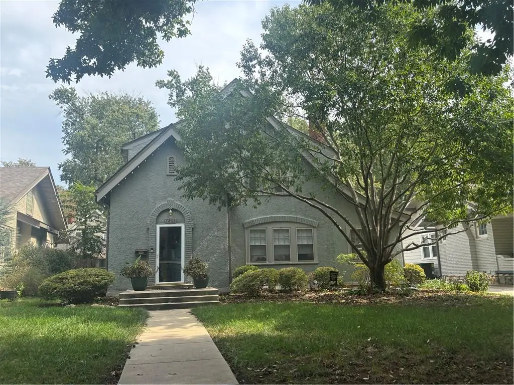 7205 Madison Avenue, Kansas City, MO 64114 - #1