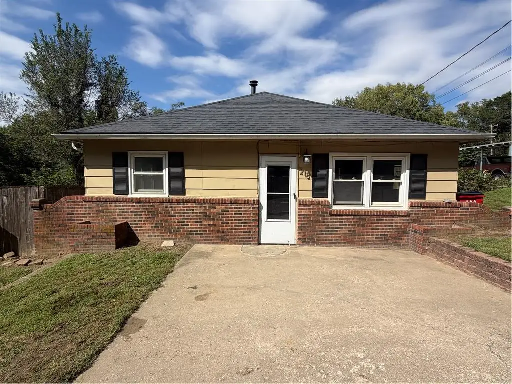 218 Highland Avenue, Lexington, MO 64067 - #1