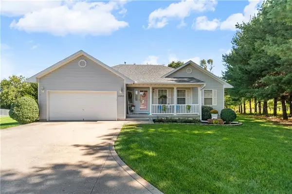 1402 Sam Den Circle, Cameron, MO 64429