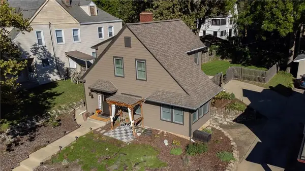 3729 State Line Road, Kansas City, MO 64111