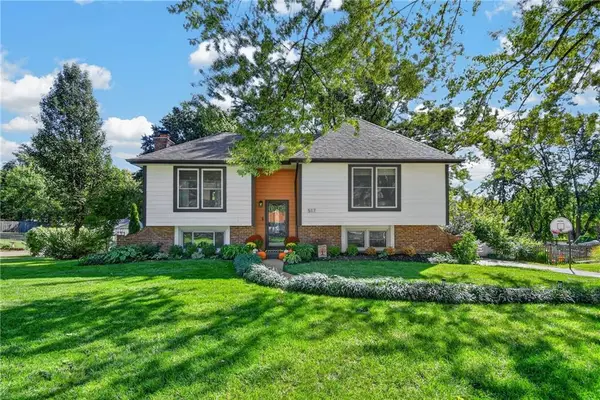 517 S Franklin Street, Raymore, MO 64083