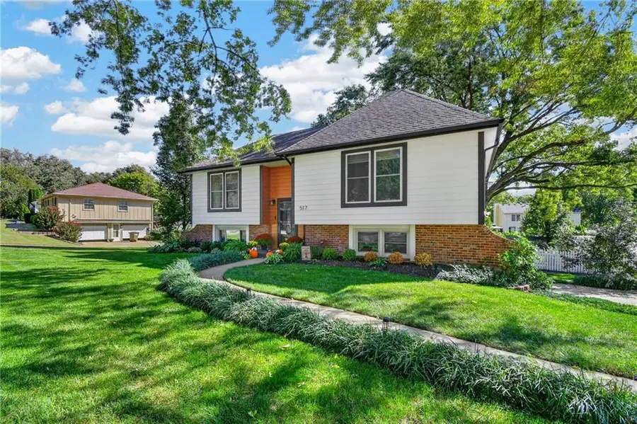 517 S Franklin Street, Raymore, MO 64083 - #3