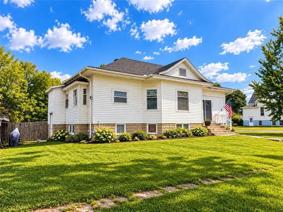 304 N Main Street, Leeton, MO 64761 - #2